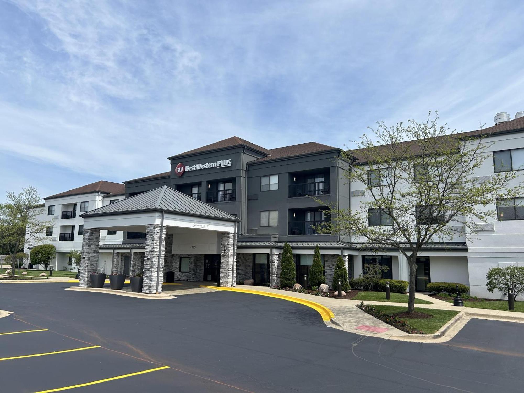 โซเนสตา ซีเลกต์ ชิคาโก เอลกิน เวสต์ ดันดี Hotel West Dundee ภายนอก รูปภาพ