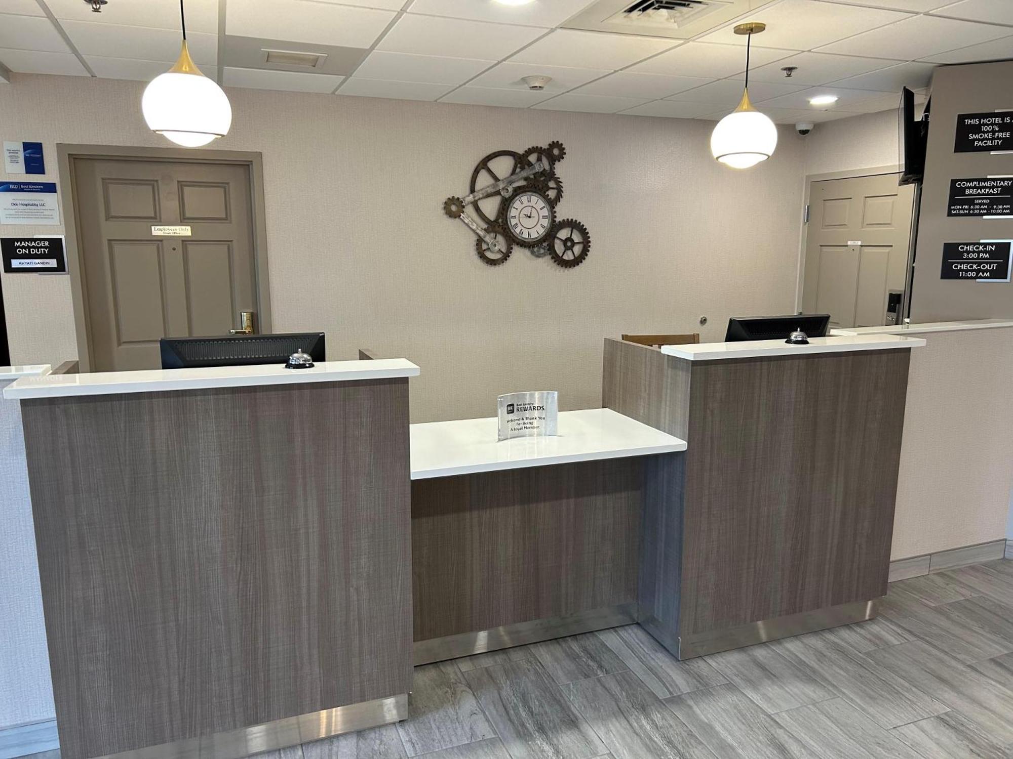 โซเนสตา ซีเลกต์ ชิคาโก เอลกิน เวสต์ ดันดี Hotel West Dundee ภายนอก รูปภาพ