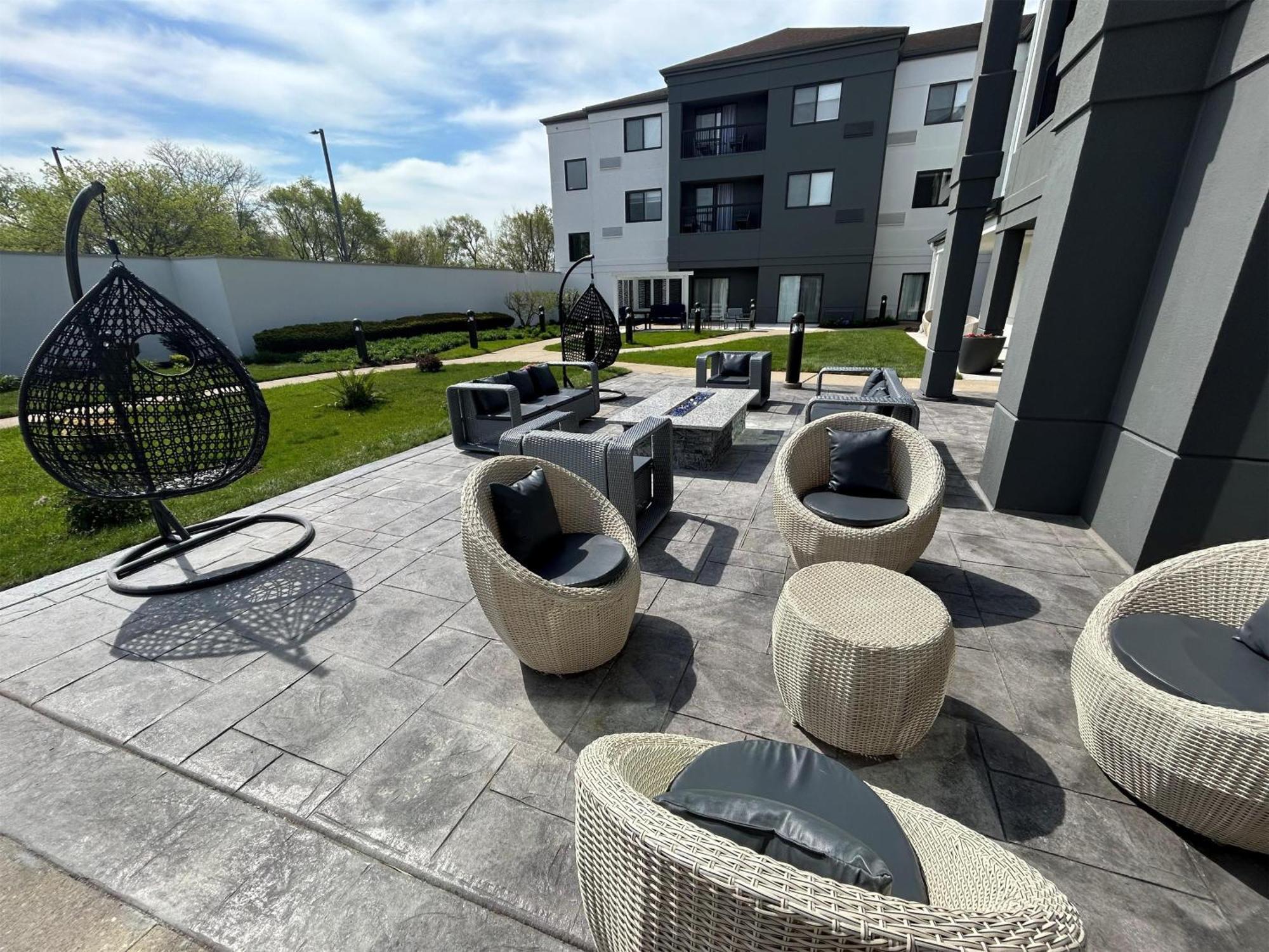 โซเนสตา ซีเลกต์ ชิคาโก เอลกิน เวสต์ ดันดี Hotel West Dundee ภายนอก รูปภาพ