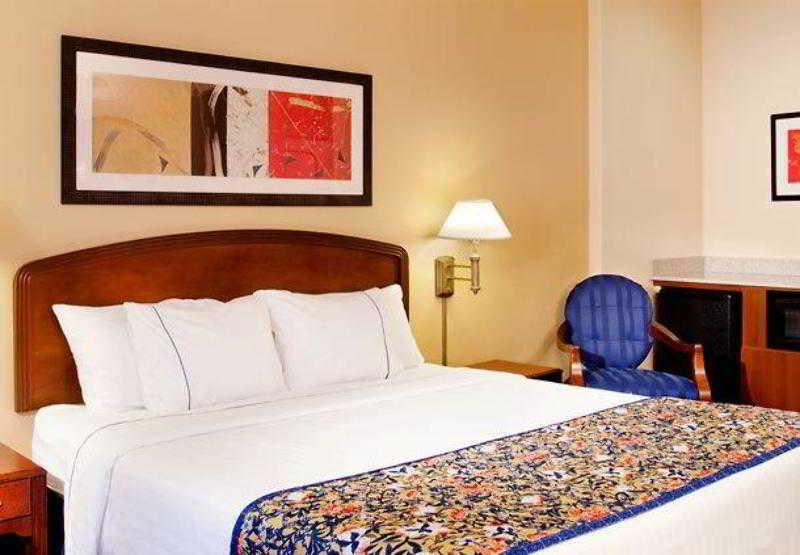 โซเนสตา ซีเลกต์ ชิคาโก เอลกิน เวสต์ ดันดี Hotel West Dundee ห้อง รูปภาพ