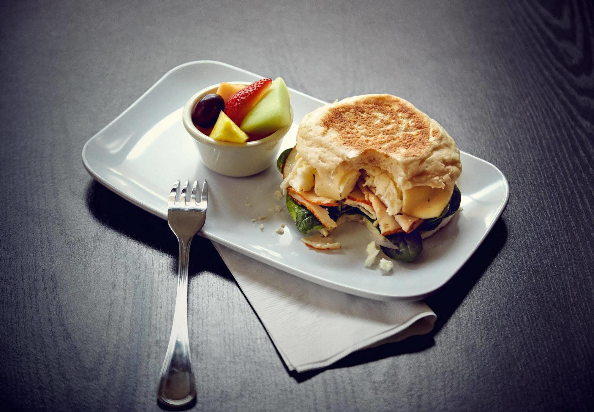โซเนสตา ซีเลกต์ ชิคาโก เอลกิน เวสต์ ดันดี Hotel West Dundee ภายนอก รูปภาพ