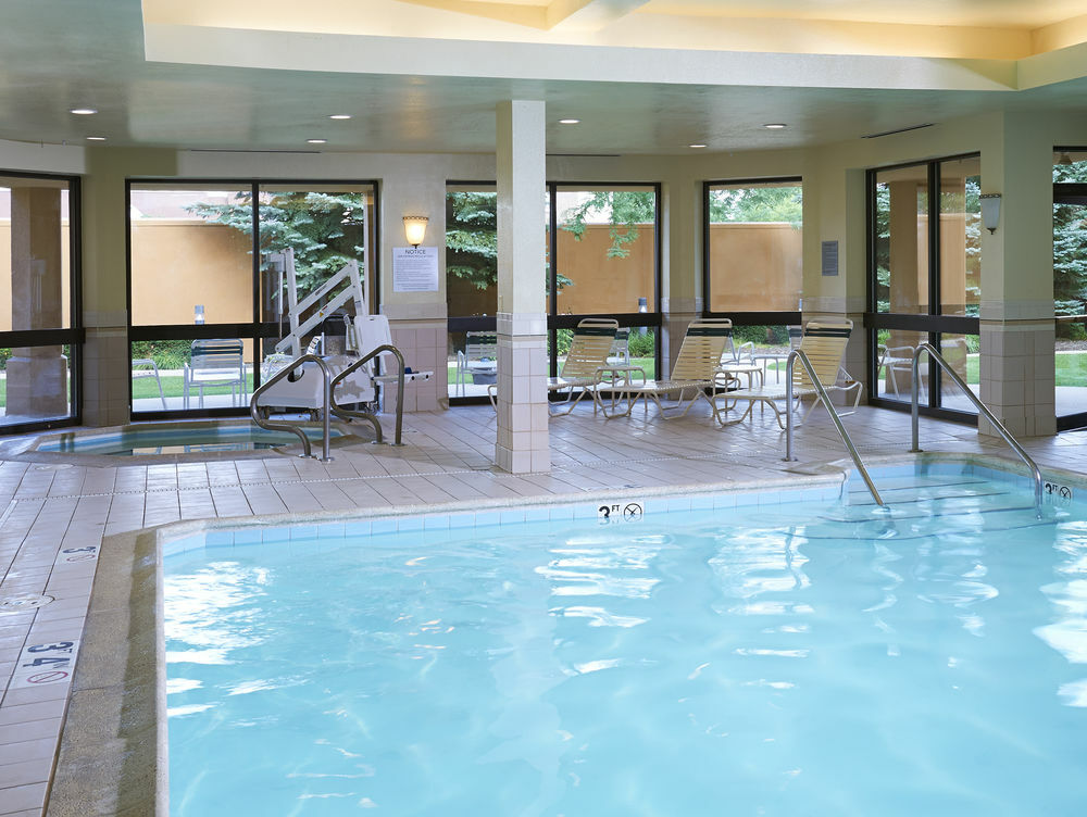 โซเนสตา ซีเลกต์ ชิคาโก เอลกิน เวสต์ ดันดี Hotel West Dundee ภายนอก รูปภาพ